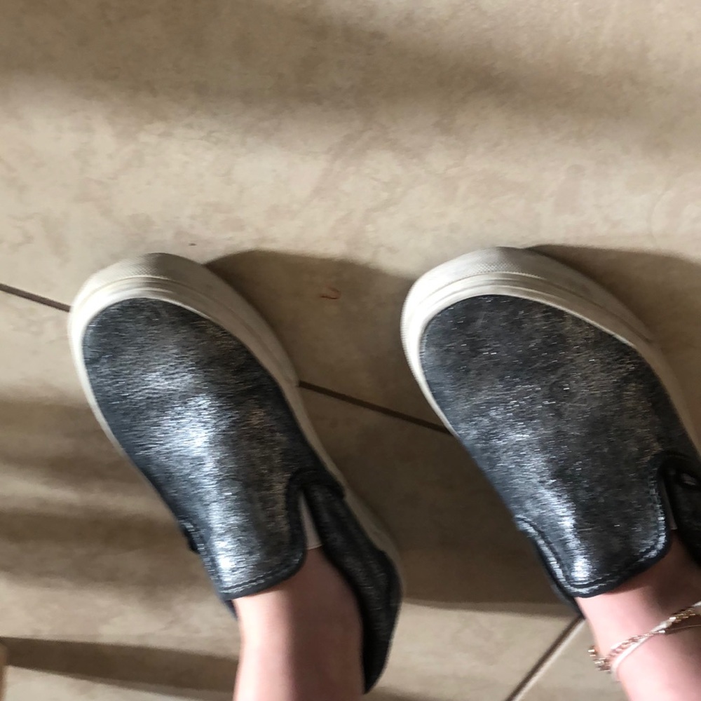 Silver vans - Picture 3 of 6